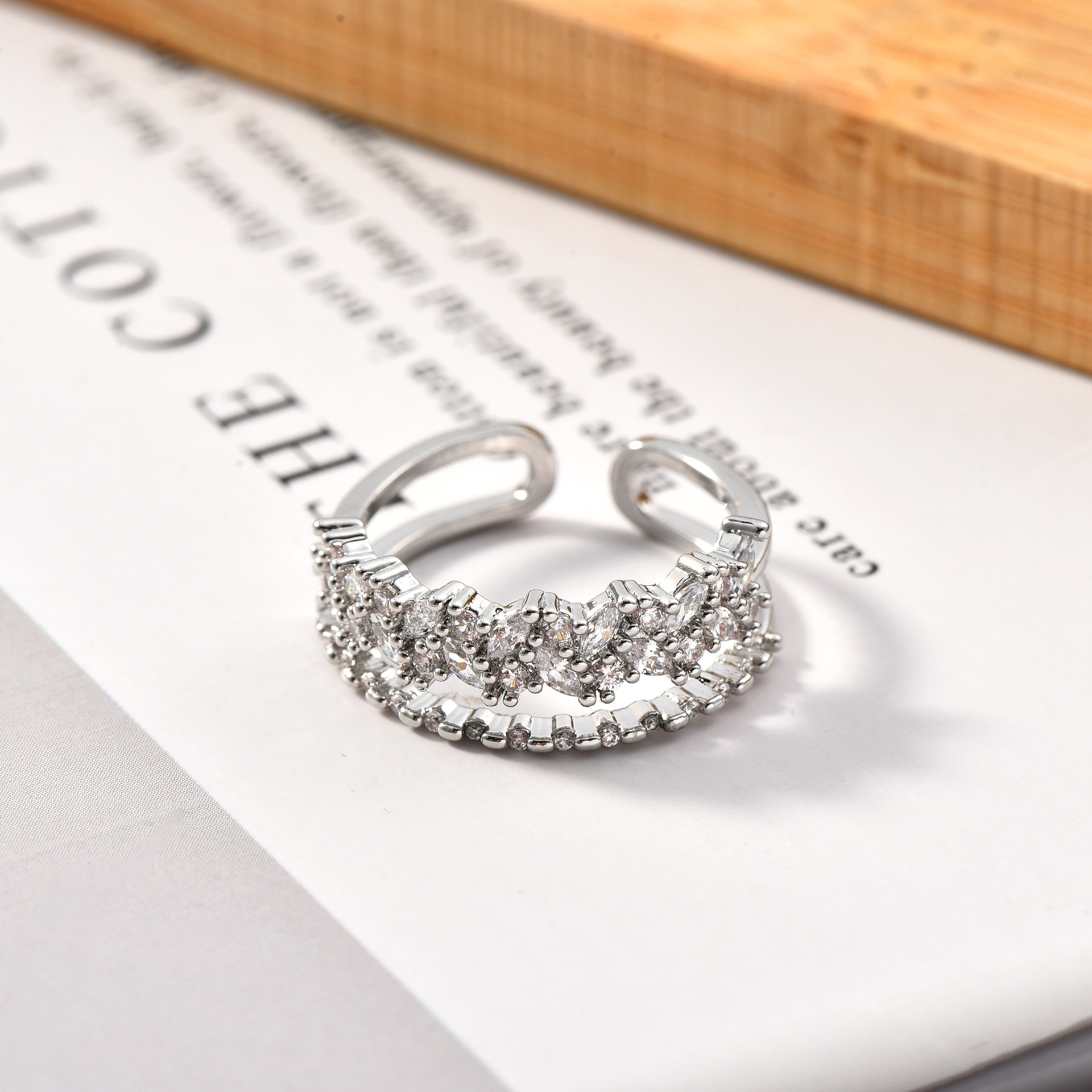 韩国清新微镶锆石叶子双层戒指女 个性满钻碎钻水滴叠加开口指环