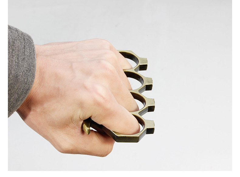 金属防卫铁指扣戒指男女自卫指虎防狼女防身用品便携随身车载破窗