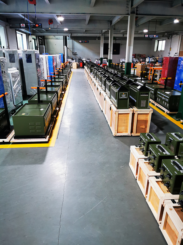 野战应急启动电源军车坦克装甲车野外应急启动随车集训训练锂电