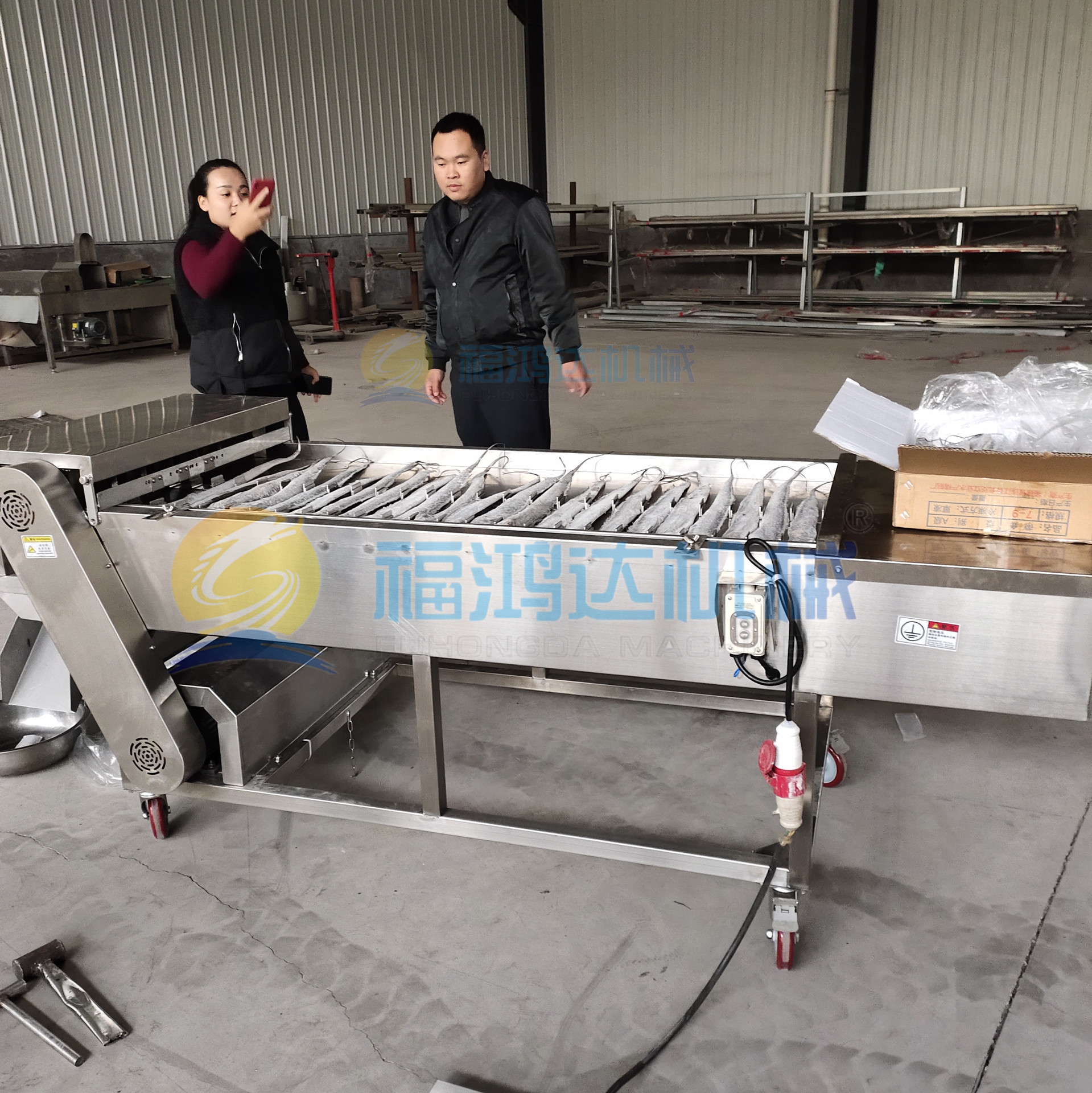 生产刀鱼冻鱼切段机 冻鱼自动切鱼机 冰冻带鱼切段机-阿里巴巴