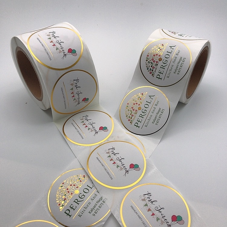 厂家定制不干胶卡通圆形烫金不干胶标签圆形礼盒封口贴装饰可定制