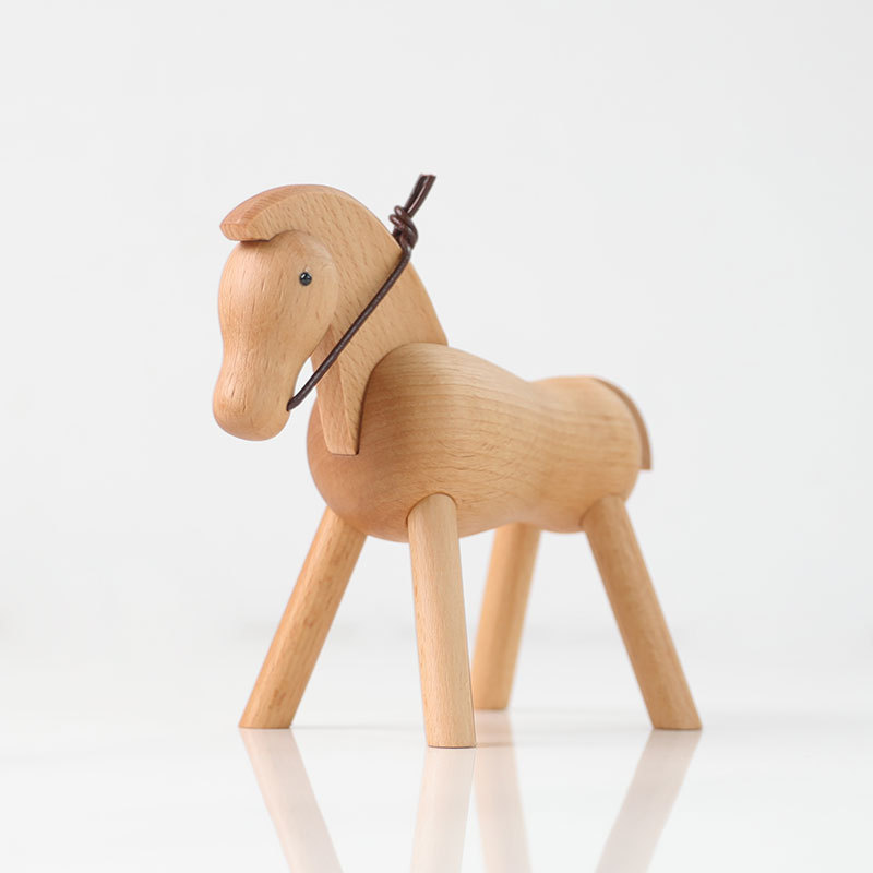 欧式木质工艺品胡桃实木小马家居装饰品 北欧创意丹麦木偶摆件