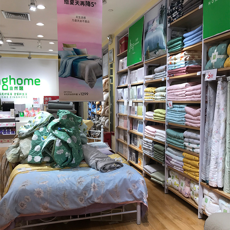 商场超市床上用品货架 棉品包被展示陈列架 枕头家纺四件套钢木架