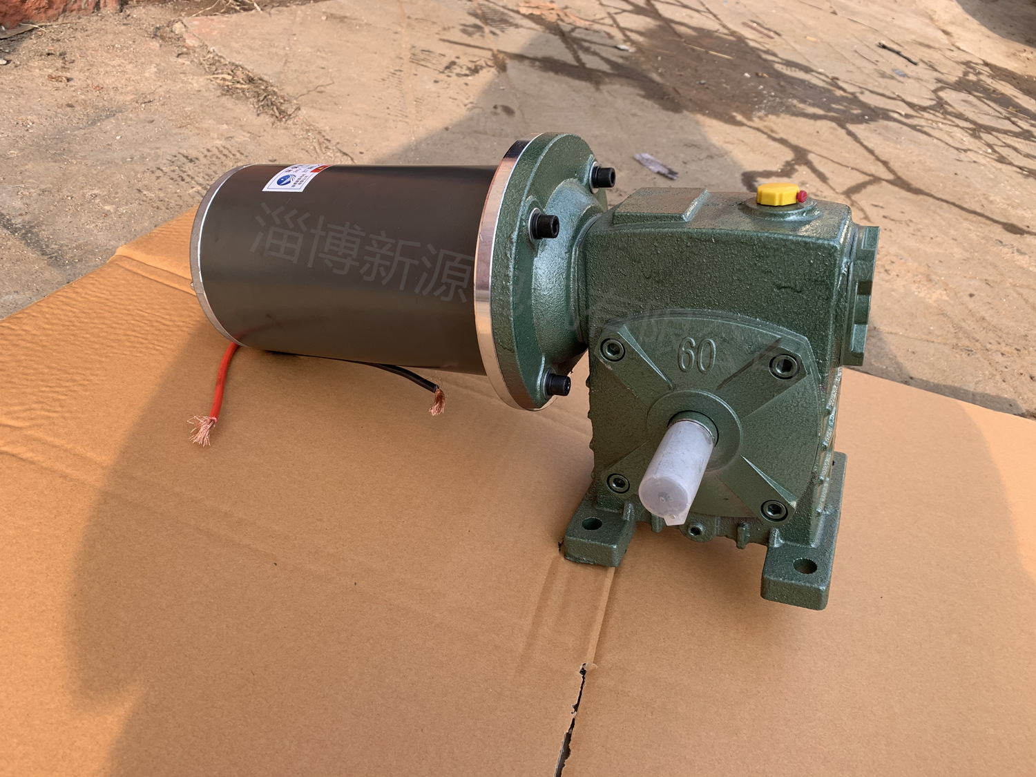 厂家 环保篷布电机自卸车自动篷布电机24v铸铁减速800w内置碳刷