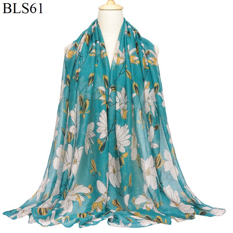 2023 New Arrival of Autumn and Winter Scarf Women's Voile Cotton and Linen Warm Shawl Large Size Printed Scarf Wholesale