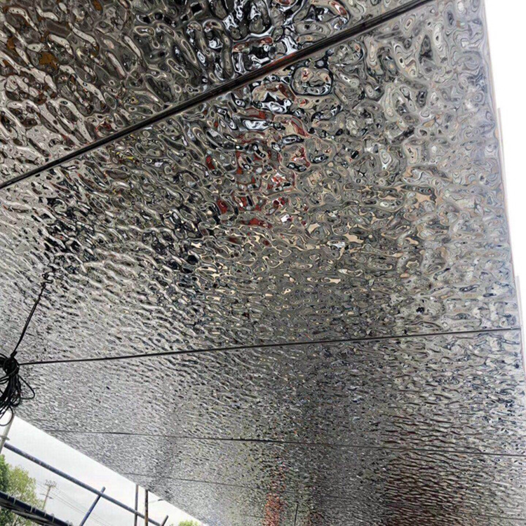 镜面不锈钢水波纹压花板高端定制天花吊顶装饰板线条菱形定制加工