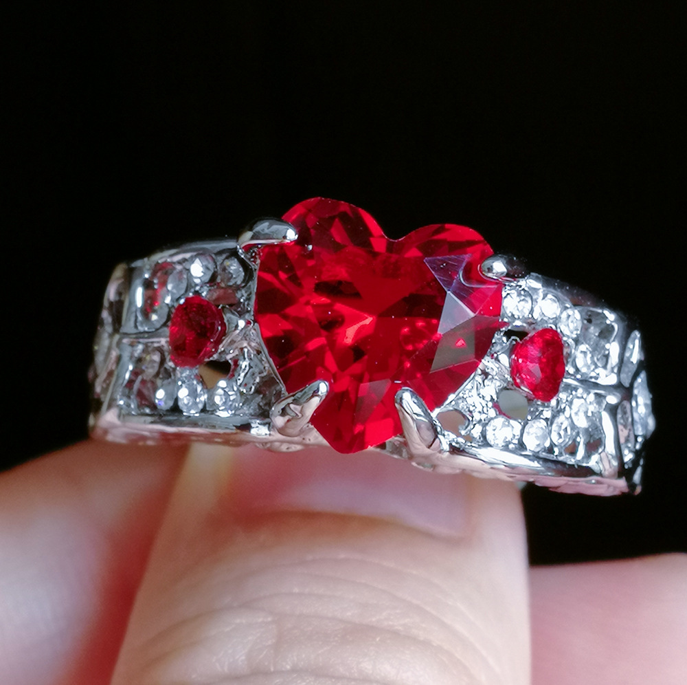 保胜电子wish新款红色爱心锆石戒指心形红宝石戒指跨境饰品 现货