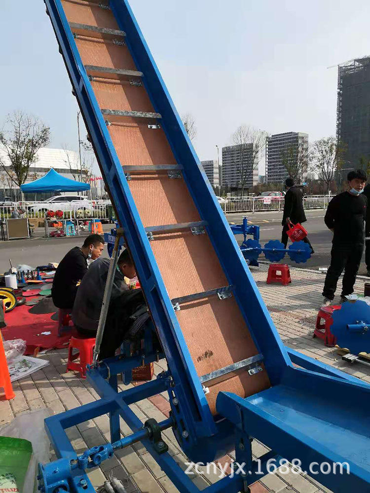 自动装袋辣椒采摘机朝天椒收获脱粒机农用汽油朝天椒采摘机