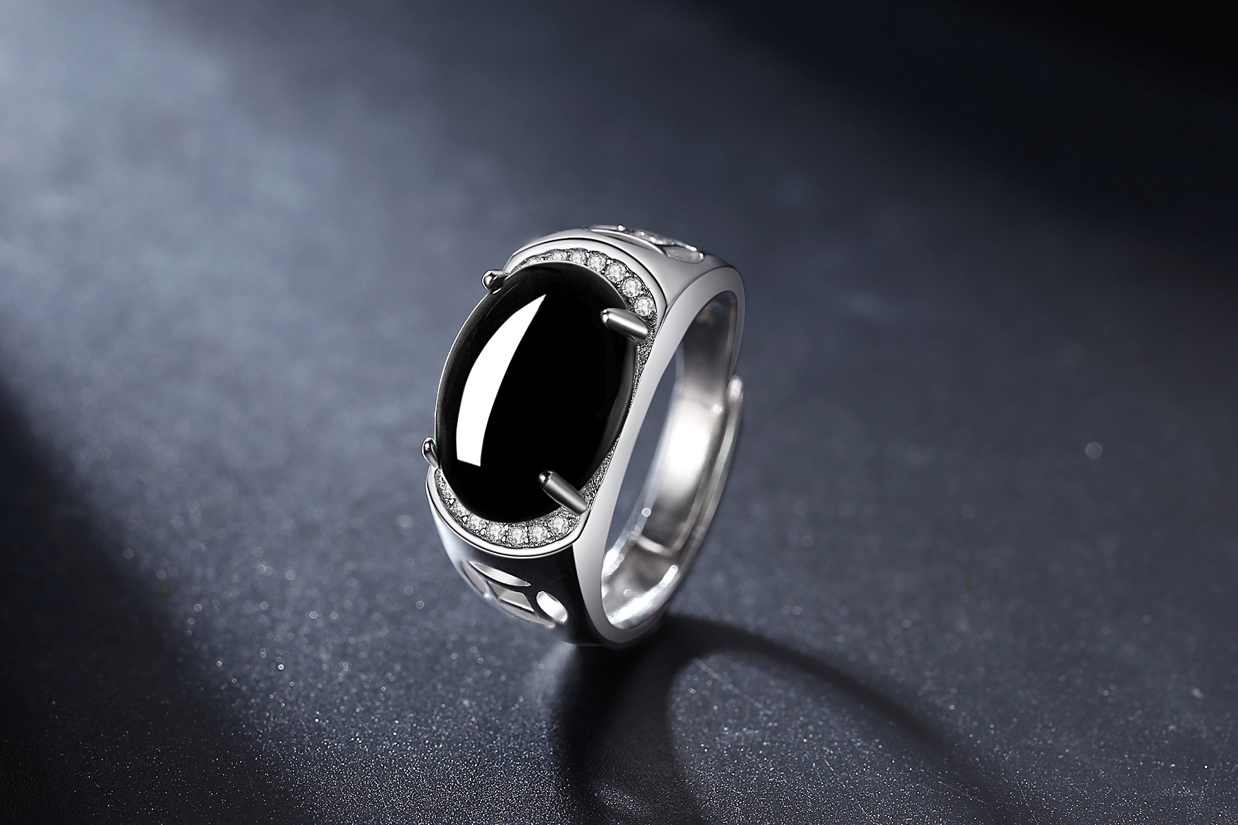 复古民族风绿玛瑙戒指男绿玉髓宝石男士戒指镂空指环时尚饰品批发