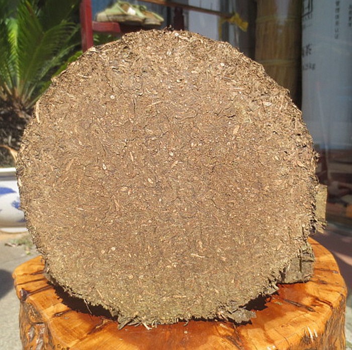 千两茶饼 千两饼600g花卷茶千百两饼安化黑茶料茶梗少