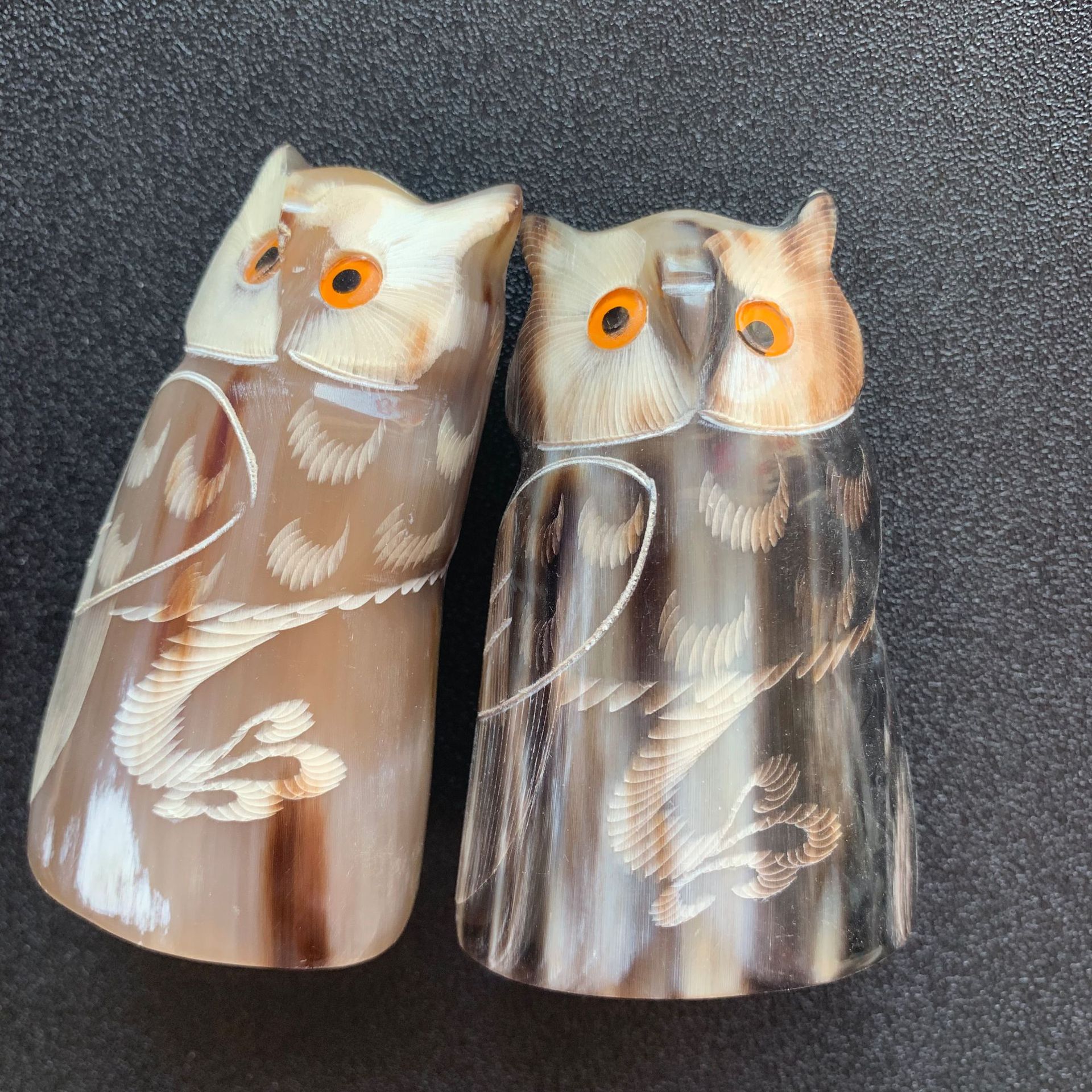 牛角摆件牛角雕刻猫工艺品牛角猫头鹰牛角工艺品牛角梳子厂家批发