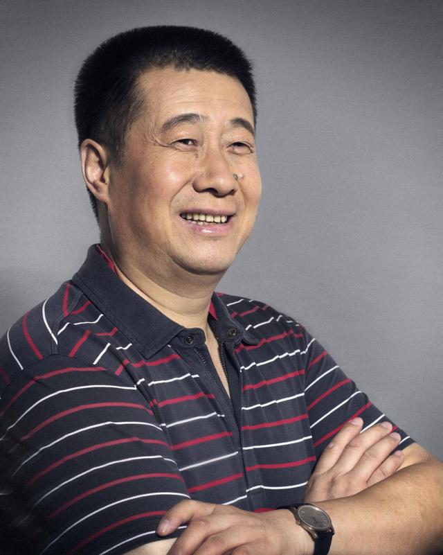 青年导演田七执导,"全国爱国拥军模范"辛建国担任总制片人,著名演员