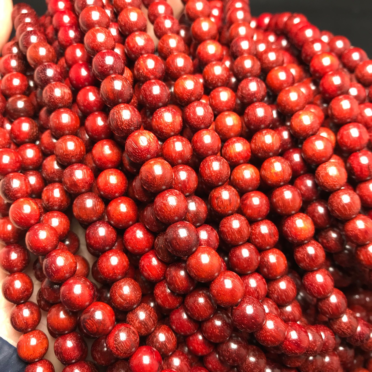 恒信供应小叶紫檀108颗血檀木佛珠手链多圈男女念珠鸡血红