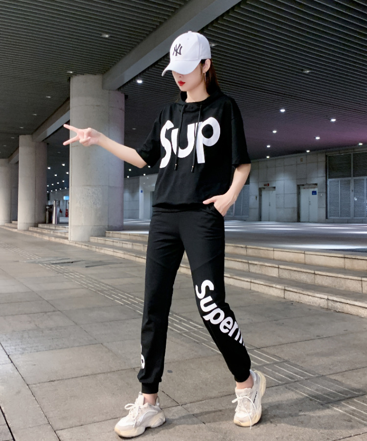 曳步舞运动装春秋款时尚纯棉红色宽松潮2020鬼步舞衣服新款套装女