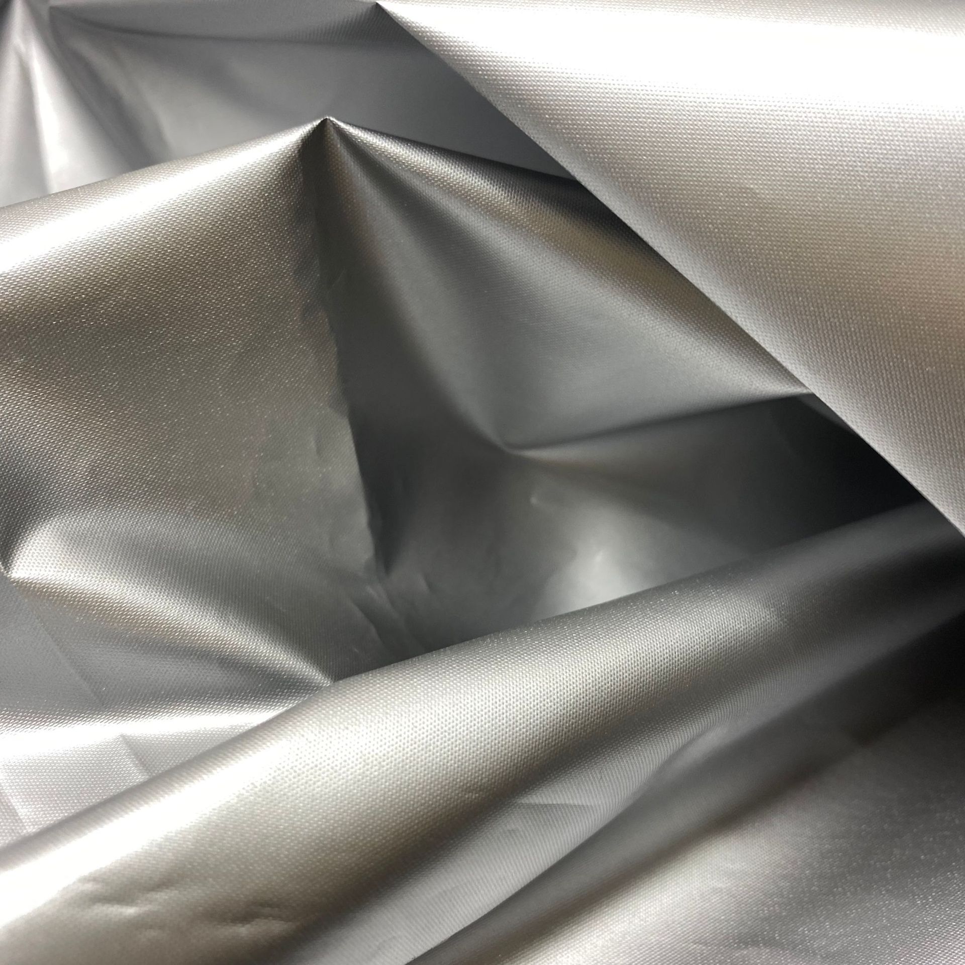 涤塔夫全遮光银胶伞布