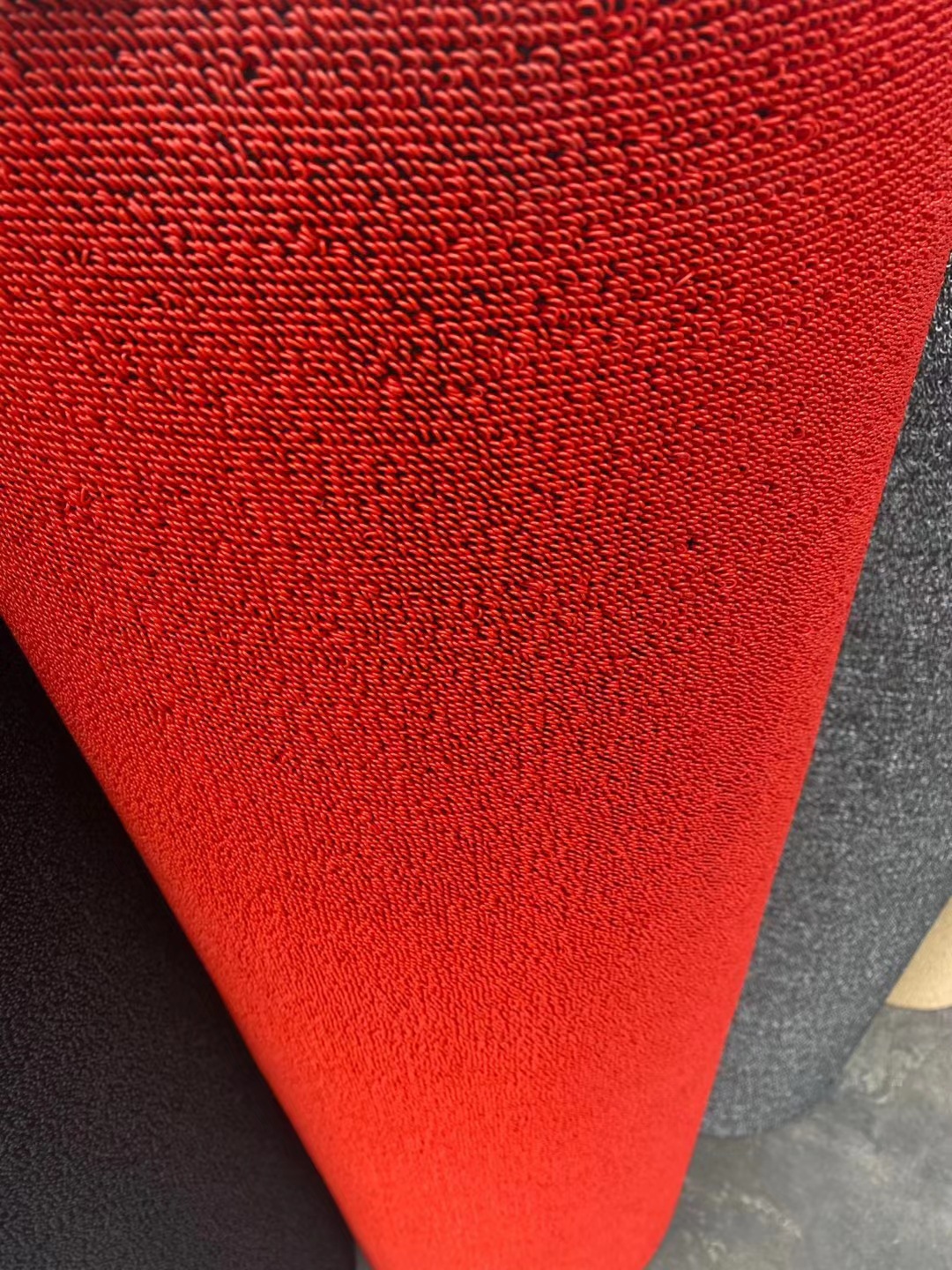 雪妮丝卷材 汽车脚垫雪尼丝 保利丝簇尼丝 全包围可裁剪双层脚垫