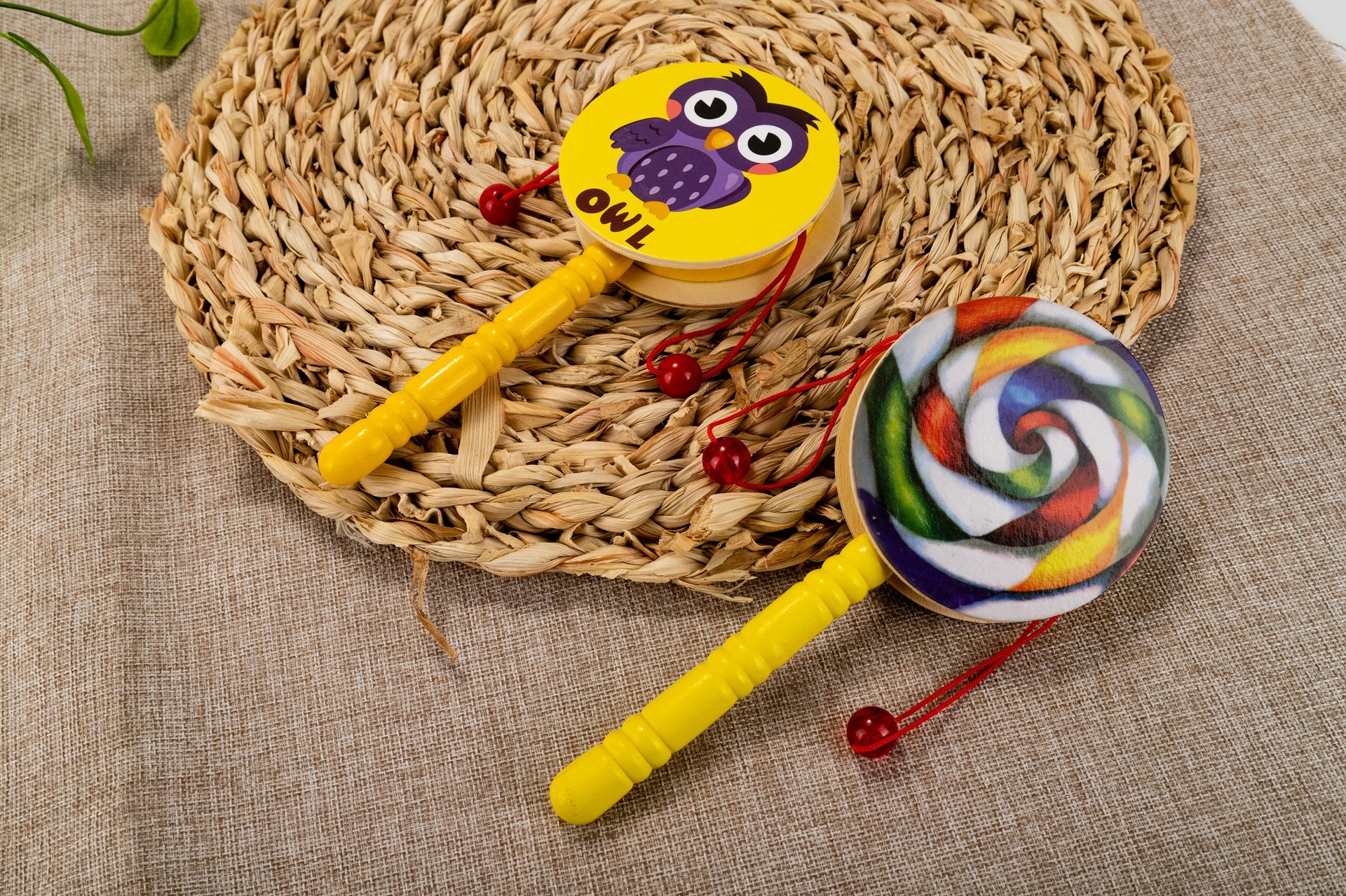 木制婴幼儿童卡通拨浪鼓传统早教木质波浪鼓玩具木质婴儿音乐玩具