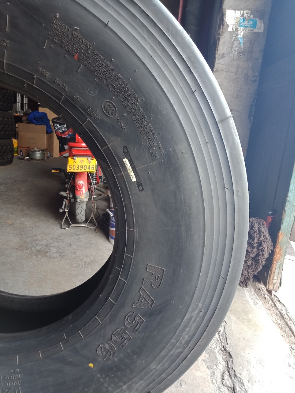 路得金货运中长途高速轮胎 12r22.5 ra556 18pr