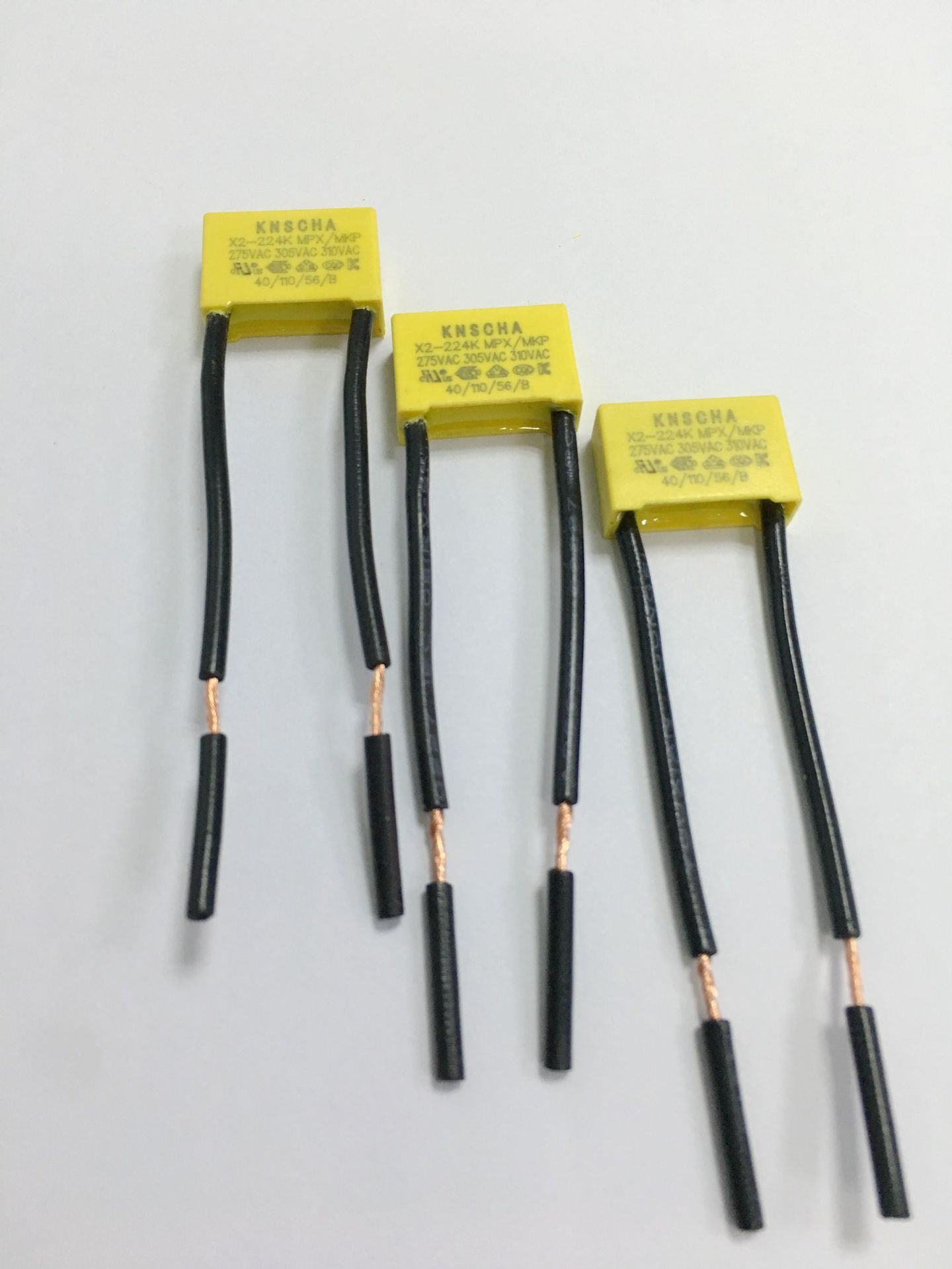 安规x2电容684k275vp15内置碳膜电阻软导线安规电容rc组件