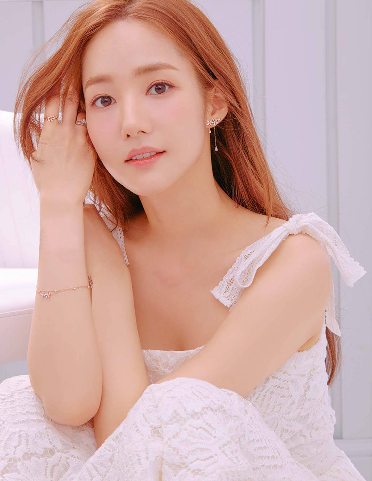 高级感小众耳环女2021新款潮韩国长款气质网红耳饰品优雅耳挂耳坠