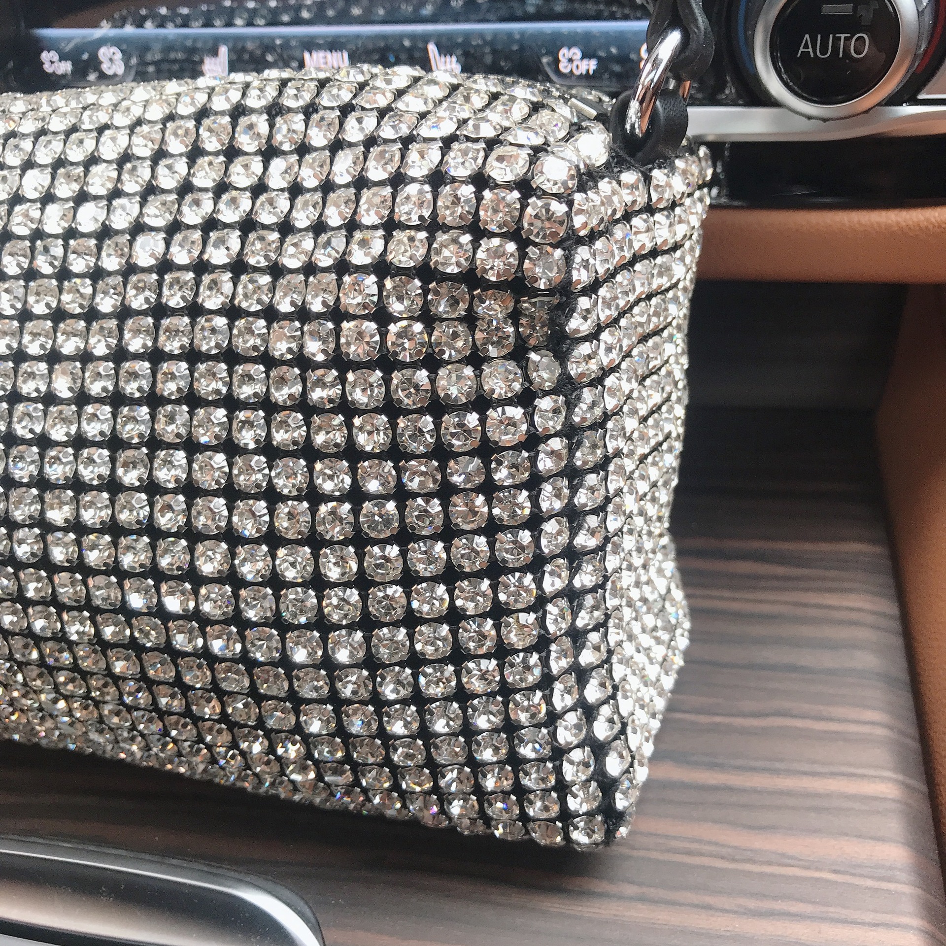 现货aw大王水钻包高品质带一套包装亚历山大同款钻石包一件代发