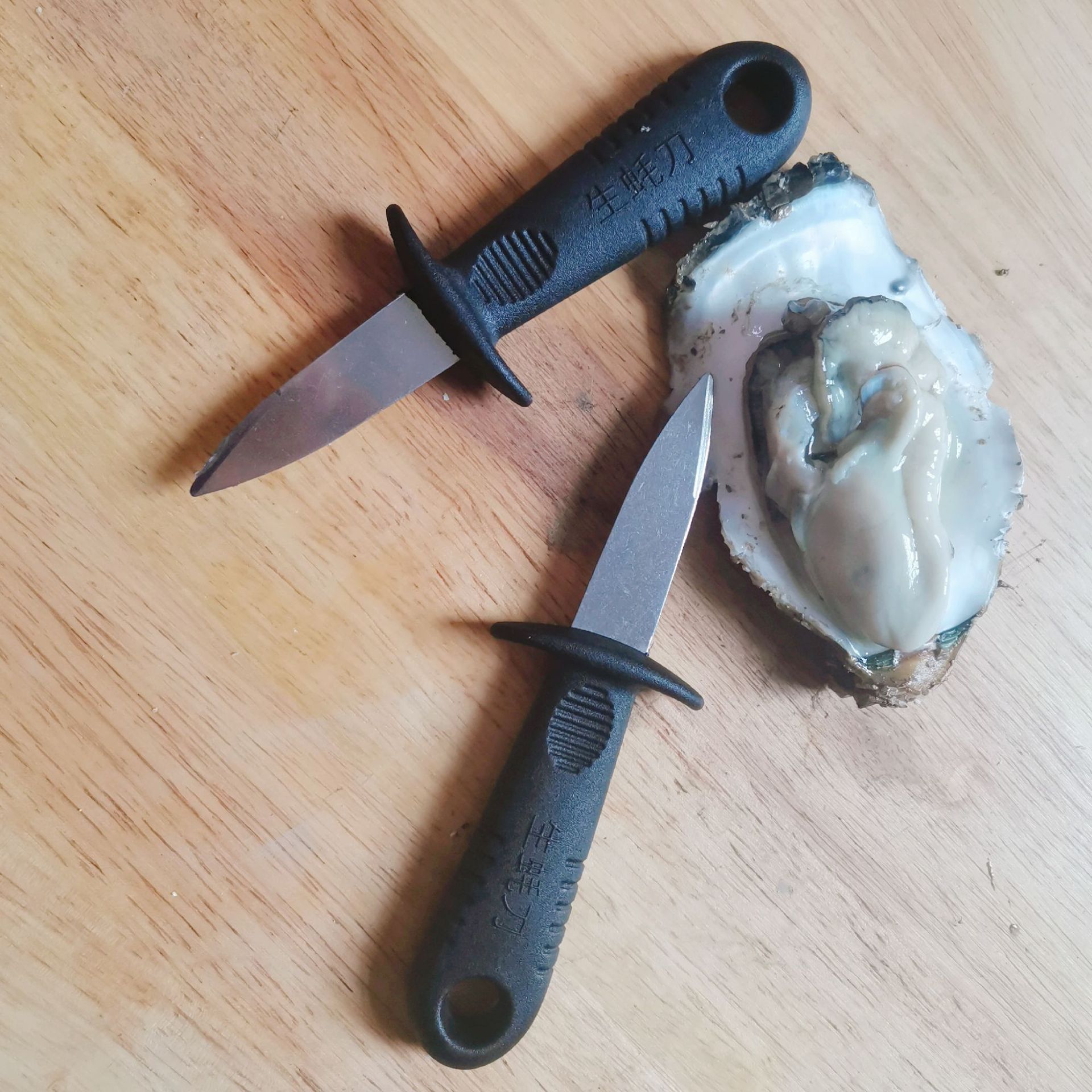 厂家直销 开蚝刀 生蚝刀 开牡蛎刀 烧烤专用开 贝壳 扇贝刀