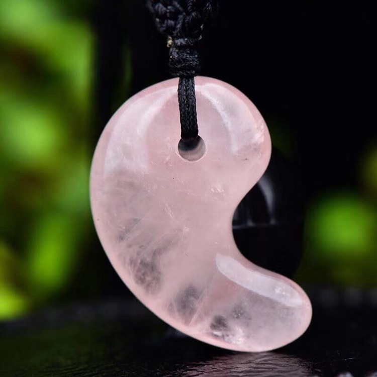 厂价批发天然水晶吊坠 黑曜石月牙弯钩勾玉吊坠 时尚男女款项链
