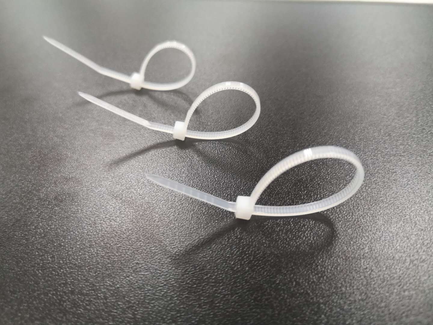 批发塑料白色绑带尼龙66捆扎带多规格自锁式尼龙束线扎带