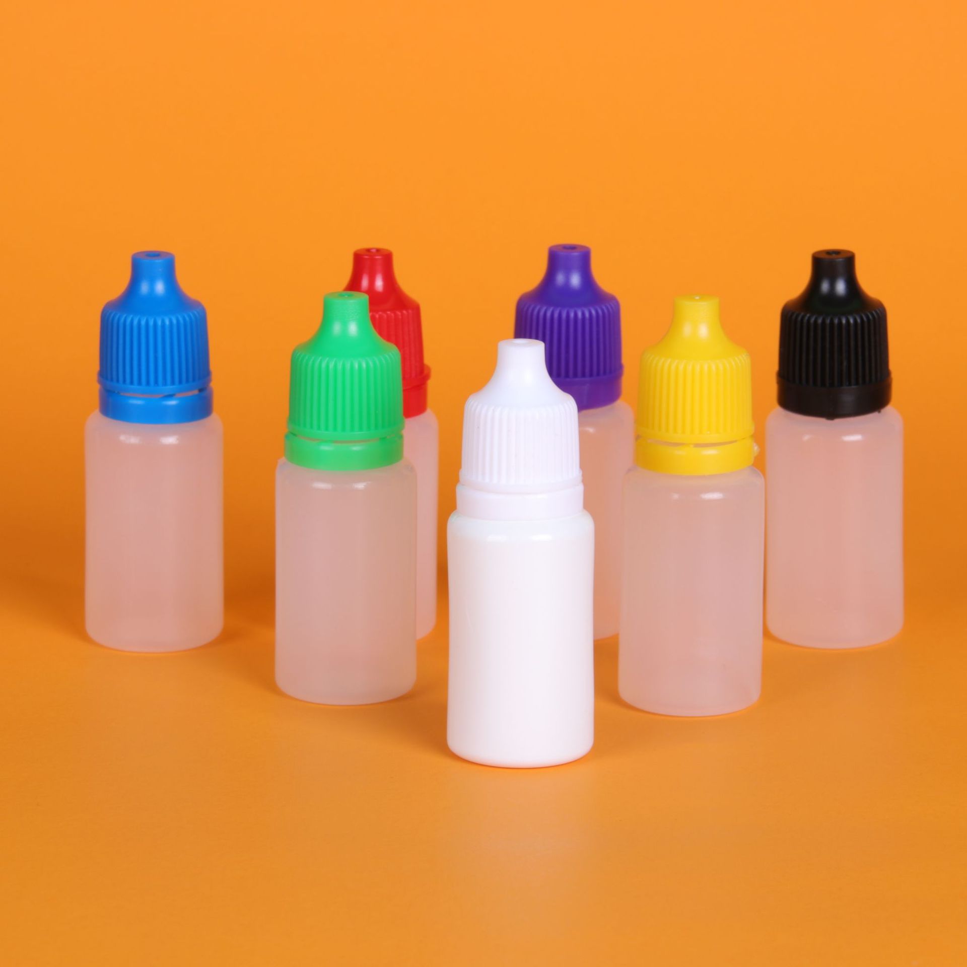 【现货】高档一次成型眼药水瓶10ml 塑料挤压医药小瓶子 白色小瓶