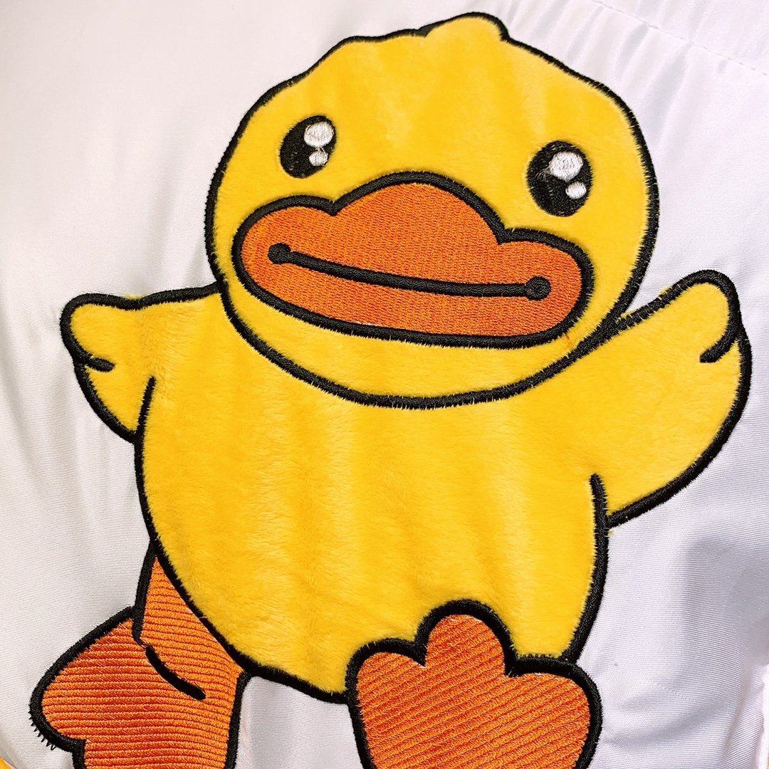 微商爆款小黄鸭羽绒被潮牌冬季保暖被芯轻奢被子批发团购无痕发货