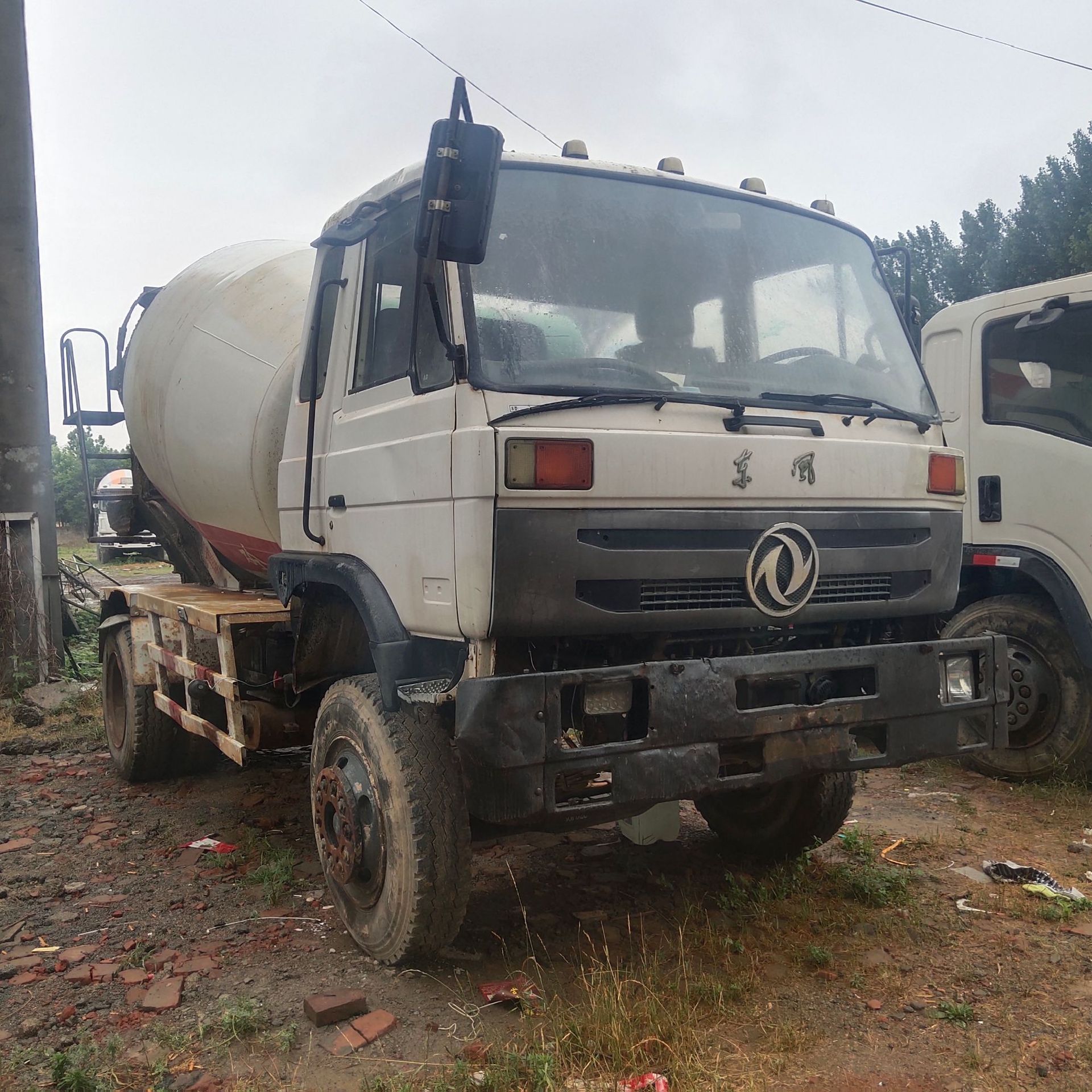 东风二手水泥混凝土罐车