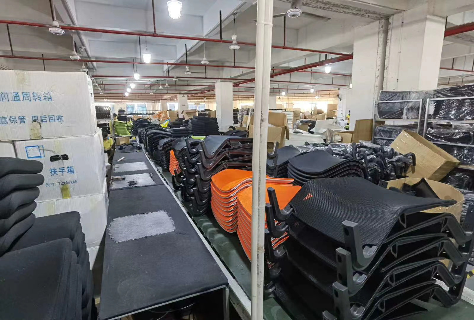 可移动塑料培训椅带写字板会议椅员工培训接待椅学生培训一体椅