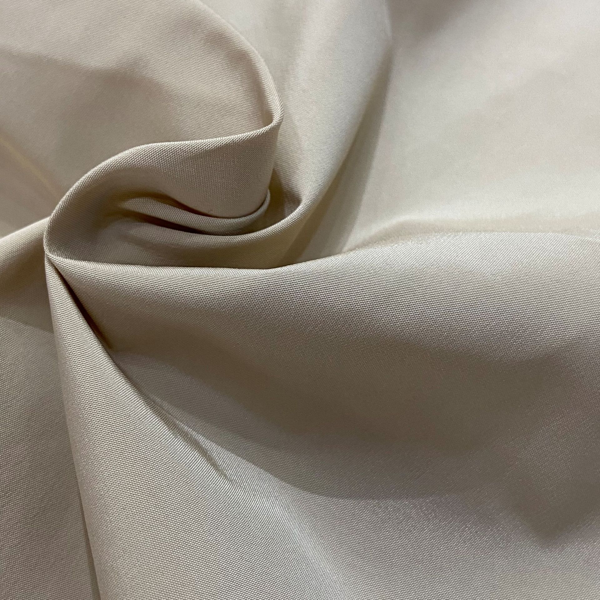 t800记忆 平纹75d记忆涤纶布料微弹力秋冬羽绒服棉服外套夹克面料