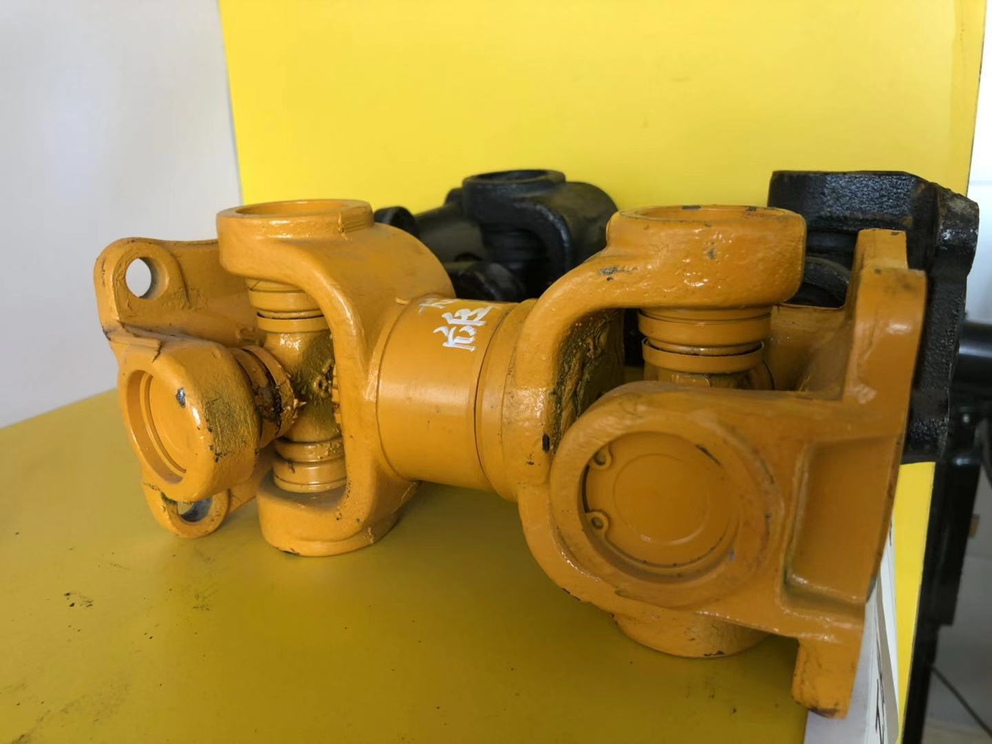 工厂供应20装机传动轴鲁工前传动轴装载机工程机械配件传动轴