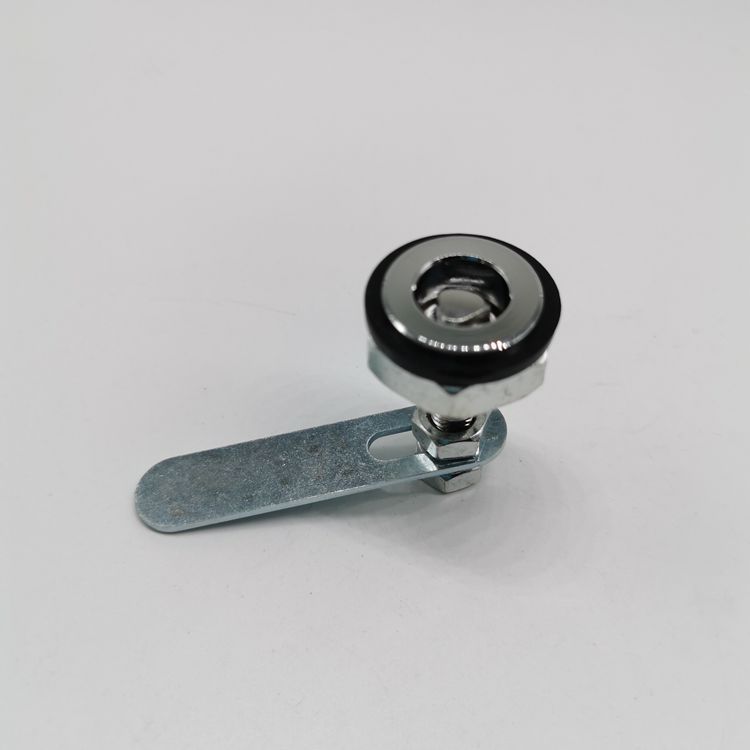 上海絮枫柜锁:电梯三角锁(铁板长度70mm)