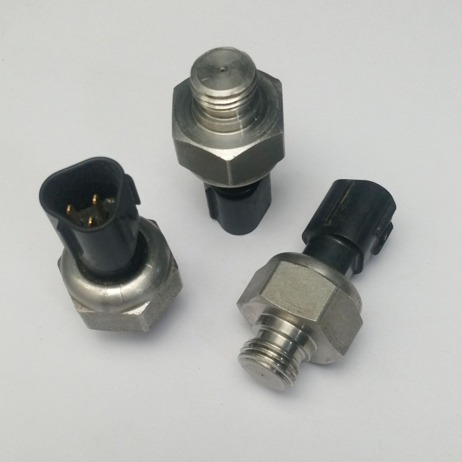 适用于汽车动力转向机油压力传感器89448-34020 499000-8251-阿里巴巴