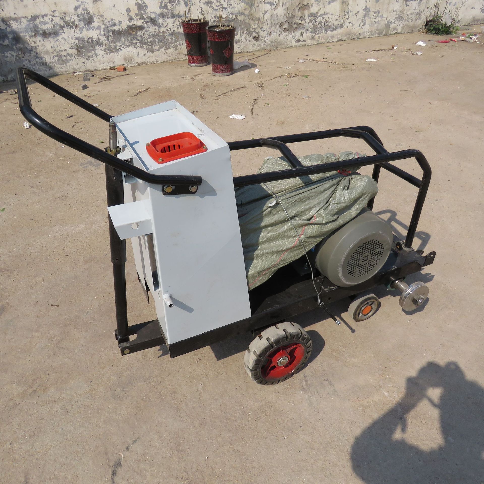 0成交2部混凝土马路切割机柴油路面切路机500型水泥地面刻纹割路切缝