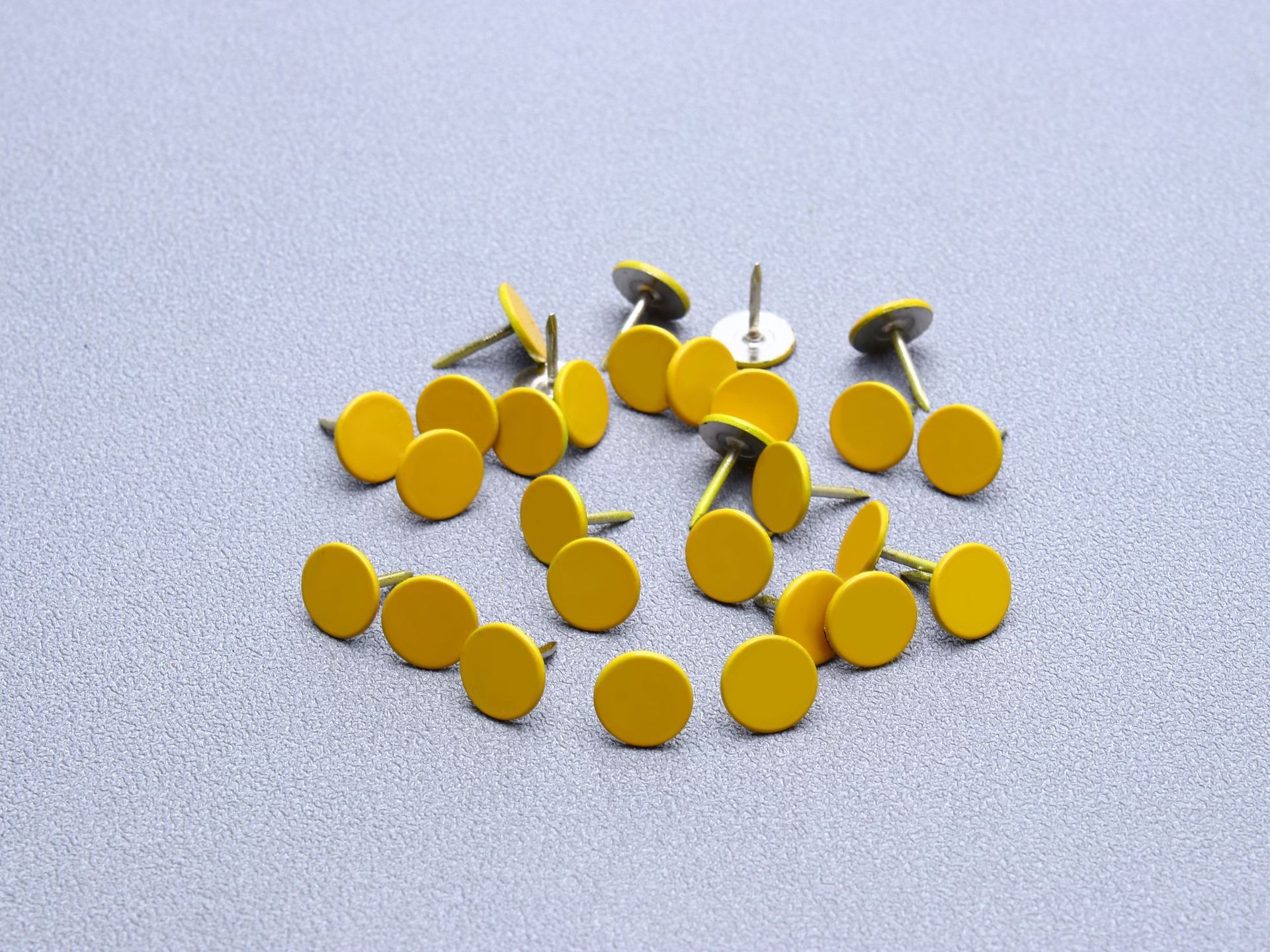 装饰图钉子平头钉彩色圆头钉木头钉沙发泡钉按钉平面钉子大头图钉