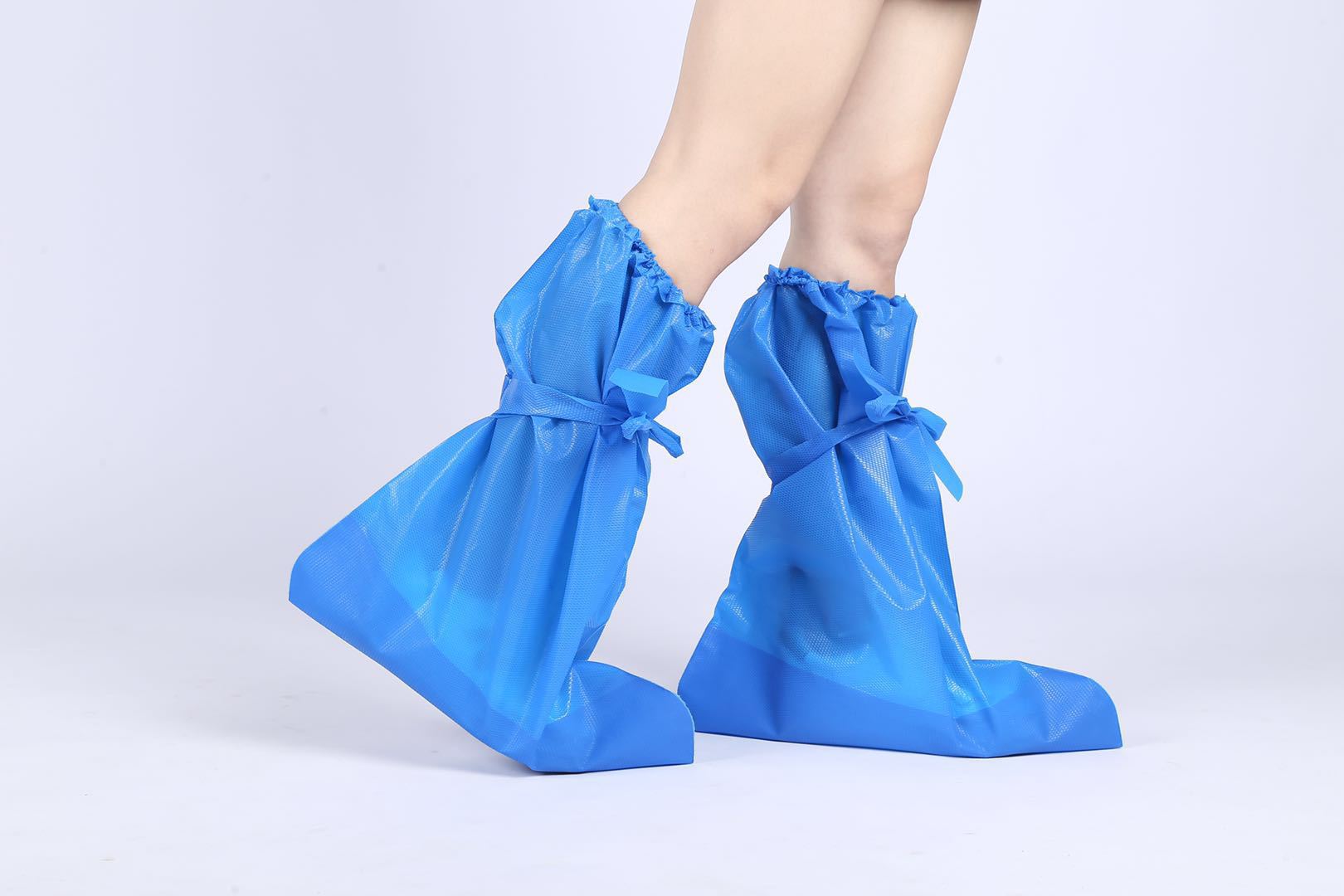 一次性防护靴套加厚防水鞋套隔离鞋套长筒防疫靴套医用靴套高筒pe