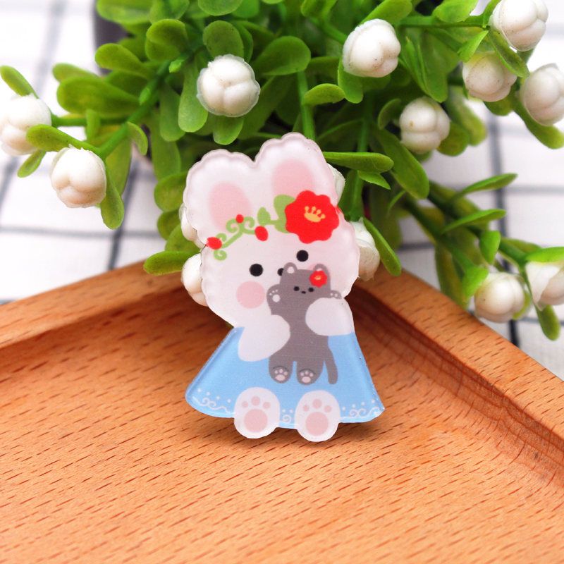 Cute Cartoon Brooch Acrylic Badge Girl Heart Personalized Pin Bag Ornaments Korean Clothes Accessories