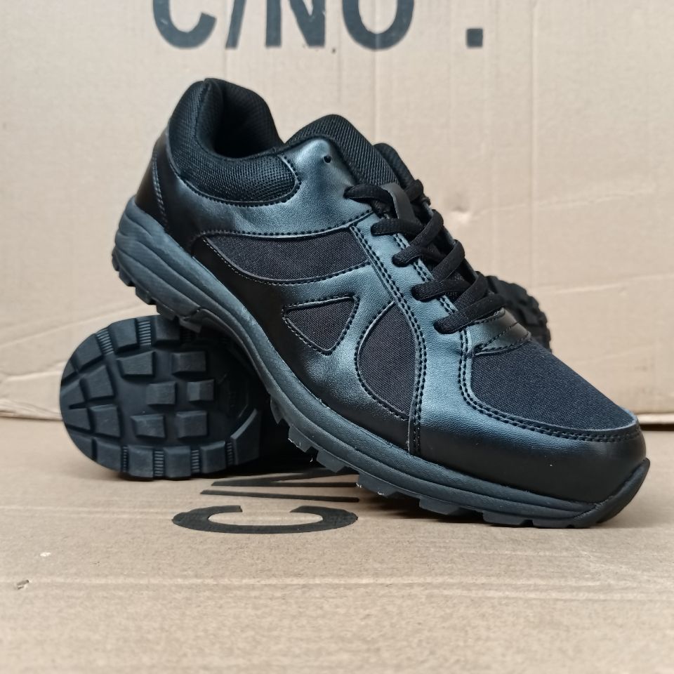 新款黑色消防作训鞋男解放鞋胶鞋春秋超轻跑步鞋耐磨一件代发