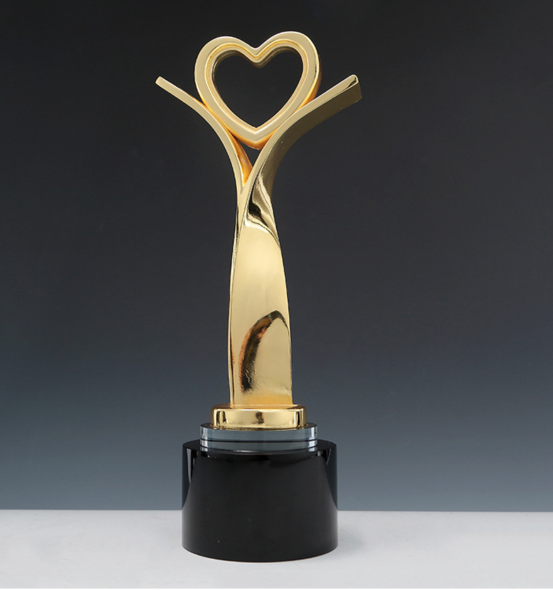 疫情水晶奖杯定制白衣天使医护人员逆行者爱心慈善公益捐赠纪念