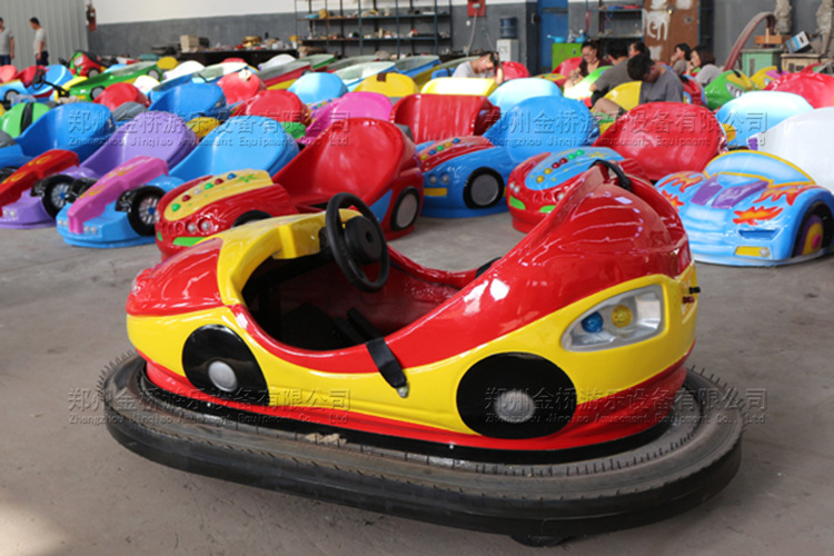 夏季夜市摆摊玩具室外小型游乐设备双人电动碰碰车广场儿童游乐车