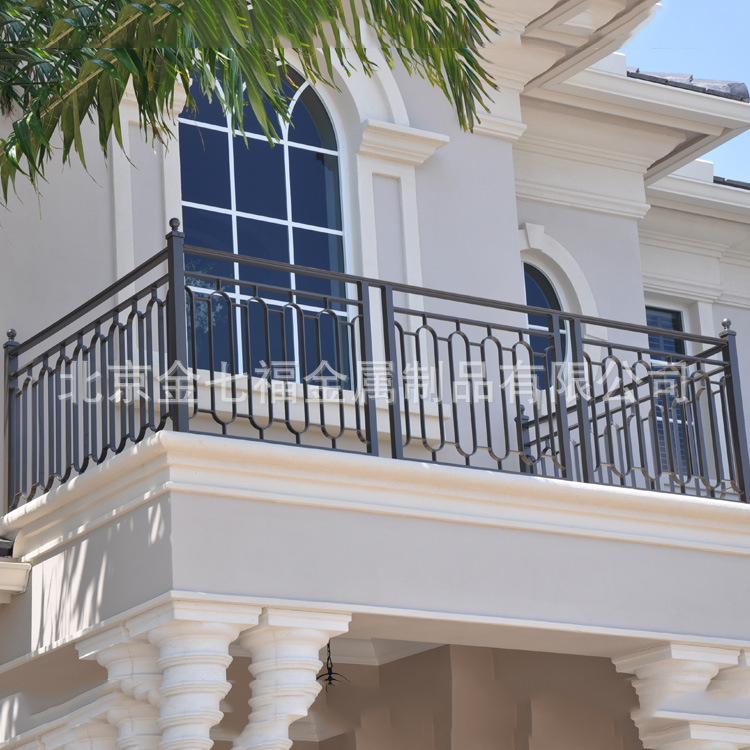 定制别墅酒店家用弧形露台铁艺栏杆室外阳台防护围栏黑色烤漆扶手