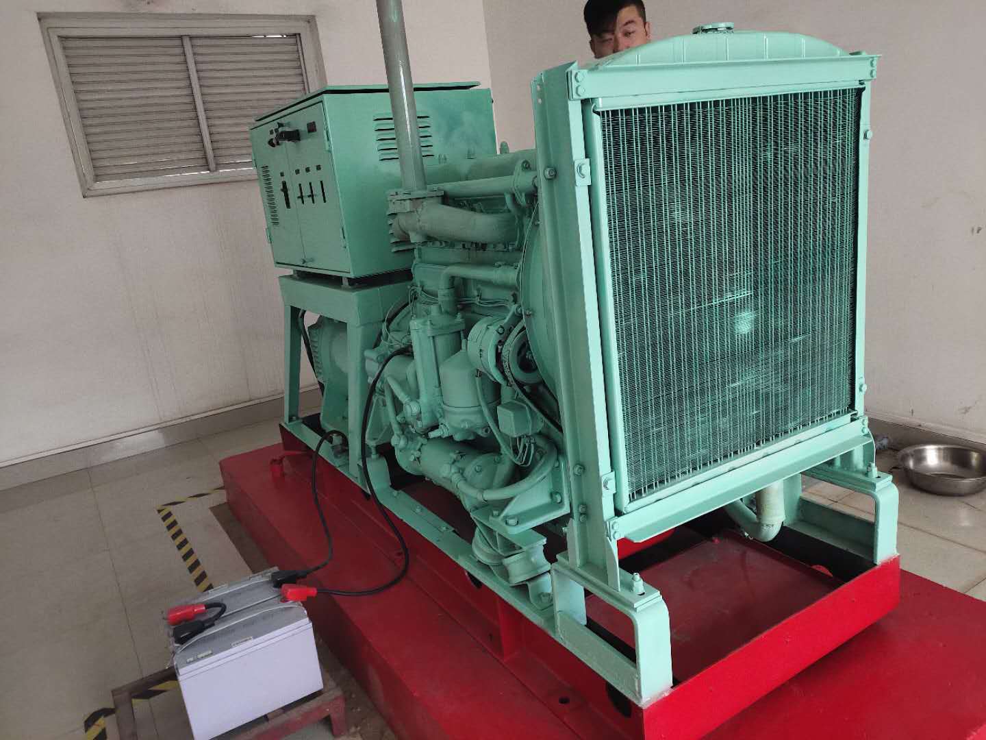 80kw东风牌高速柴油机发电机组4135d-1生产于1979年可定制生产