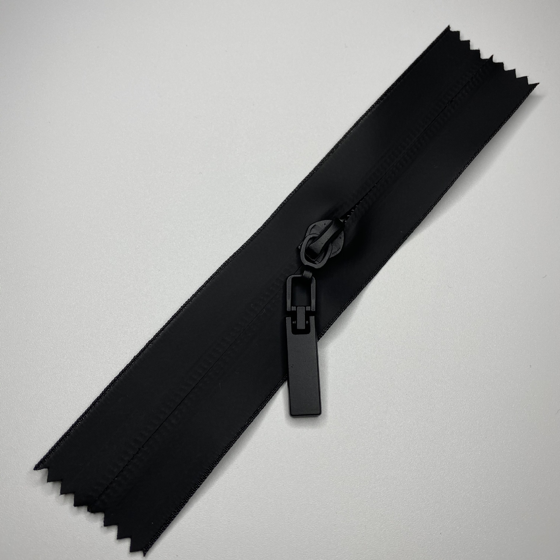 5号尼龙防水拉链 服装箱包帐篷外套冲锋衣拉链 源头工厂可定制