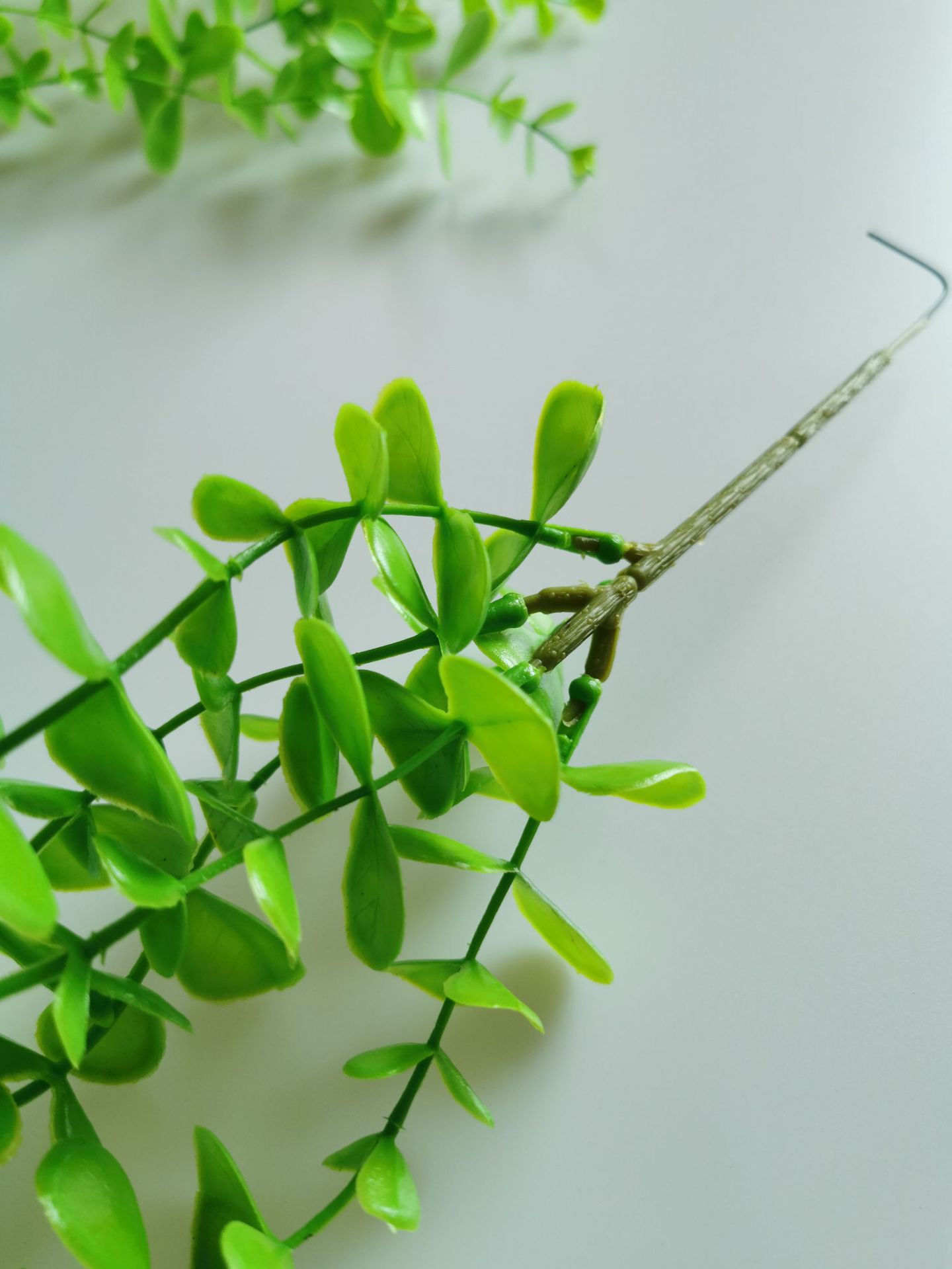过江龙藤条仿真植物绿色垂柳壁挂仿真水草墙面装饰柳叶绿植-阿里巴巴