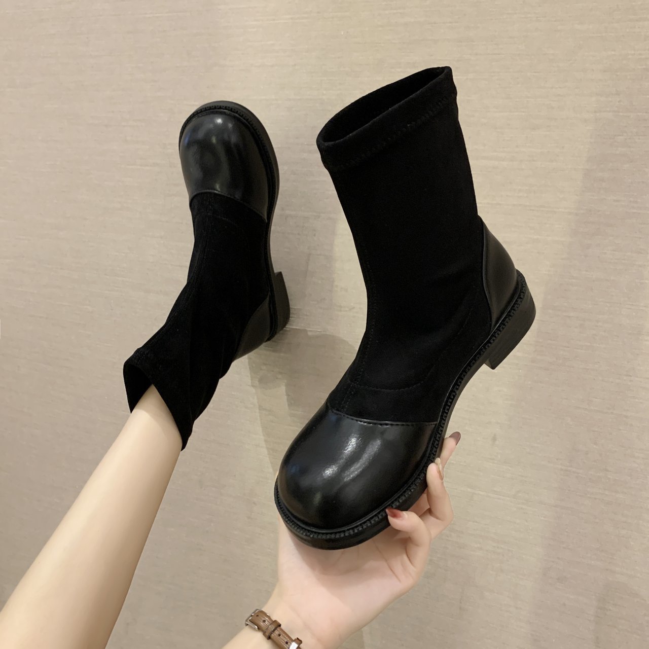 烟筒靴女2020秋季新款切尔西靴马丁靴女英伦风厚底短靴潮休闲女鞋