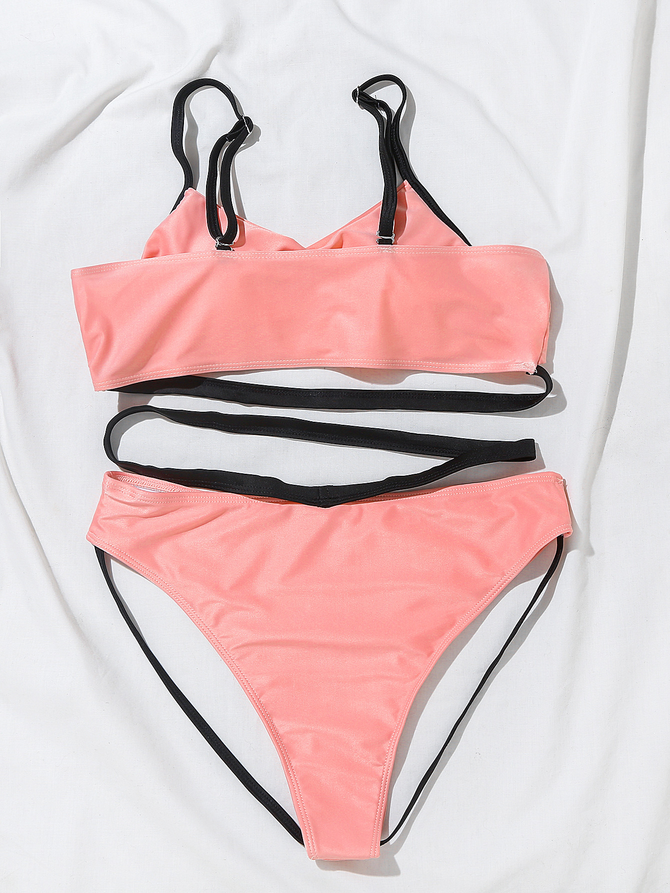 2020欧美外贸新款粉色比基尼性感镂空绑带泳衣速卖通新款泳装