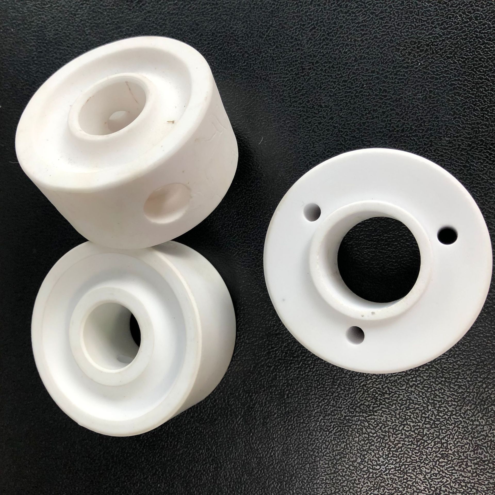 厂家供应95氧化铝瓷环穿线瓷环耐高温陶瓷环绝缘陶瓷柱陶瓷环